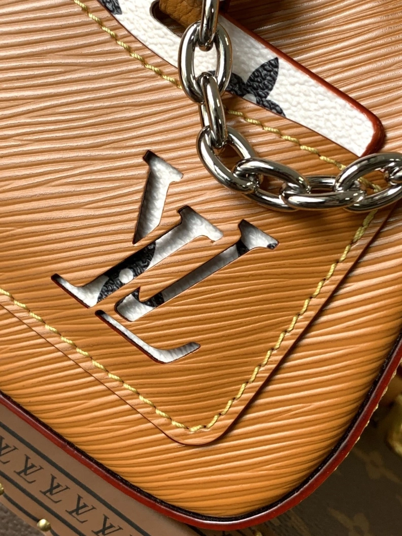 Popular LX Top Handle Bags 8283