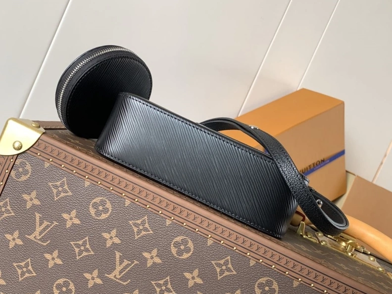 LX Top Handle Bags WellDesigned 8289
