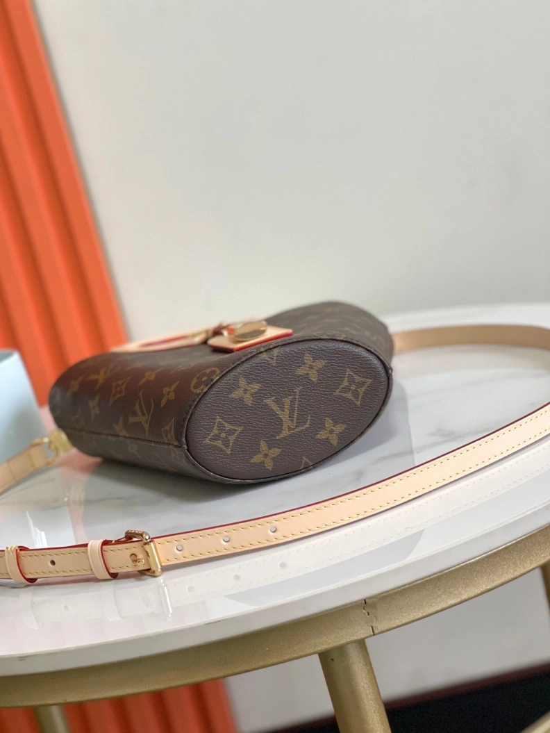 LX Top Handle Bags Trendsetting 8287