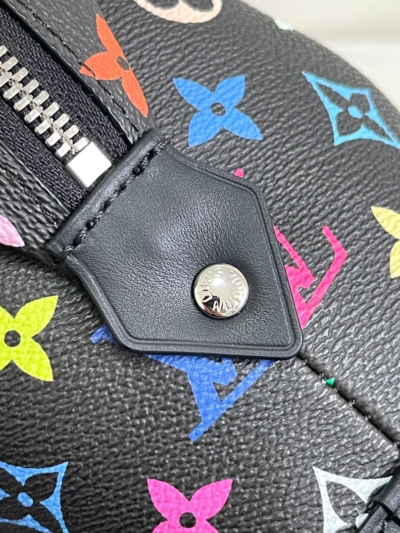 GoAnywhere LX Clutch Bags 9241