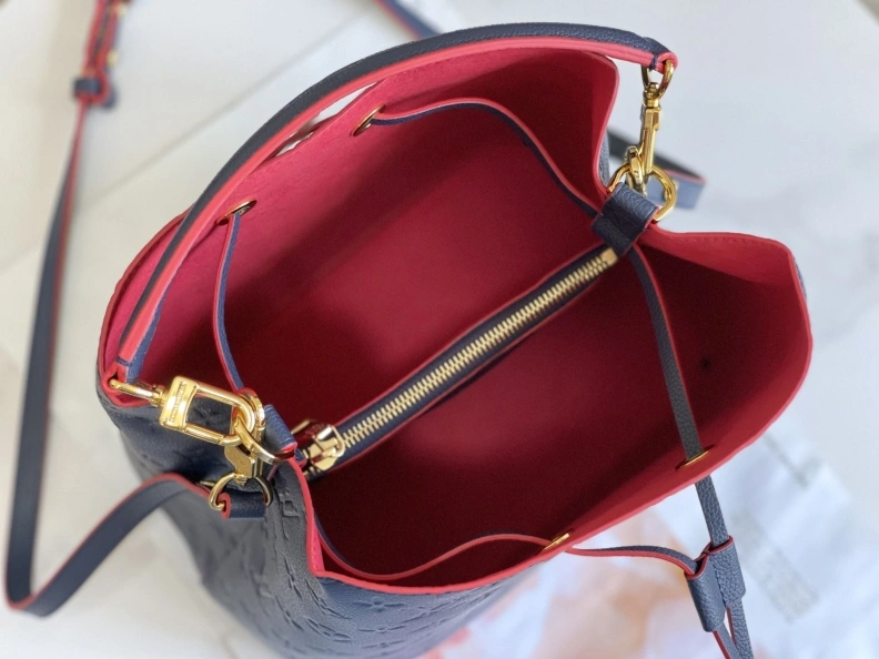 Versatile LX Bucket Bags 9363