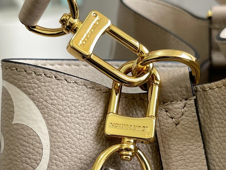 Fashionable LX Bucket Bags 9365
