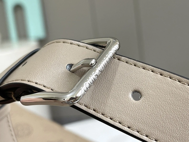 Elegant LX Top Handle Bags 8282
