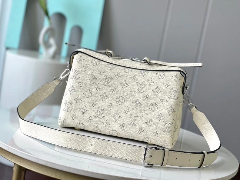 Timeless LX Satchel bags 8916