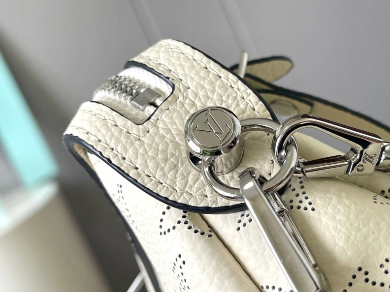 Timeless LX Satchel bags 8916