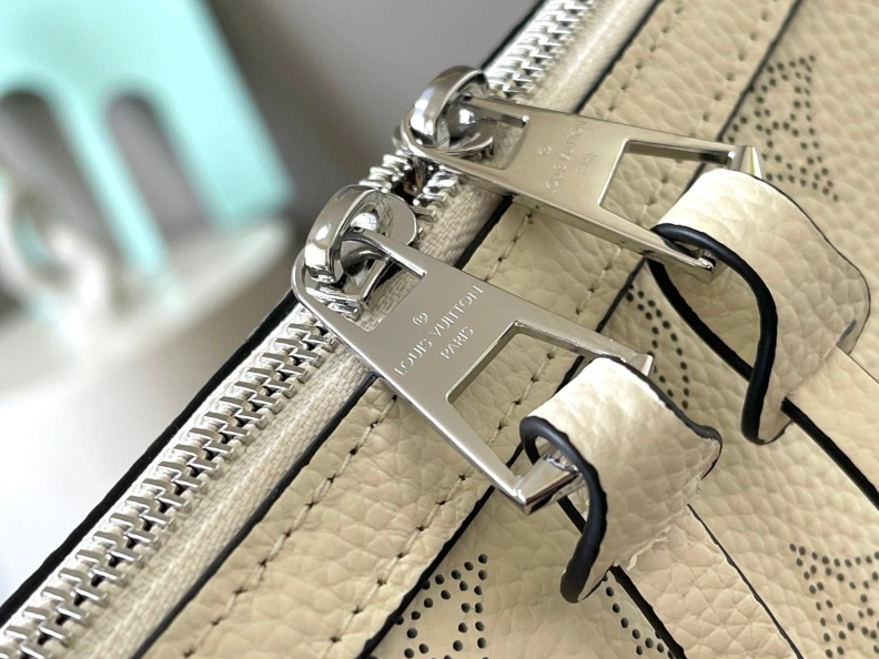 Timeless LX Satchel bags 8916