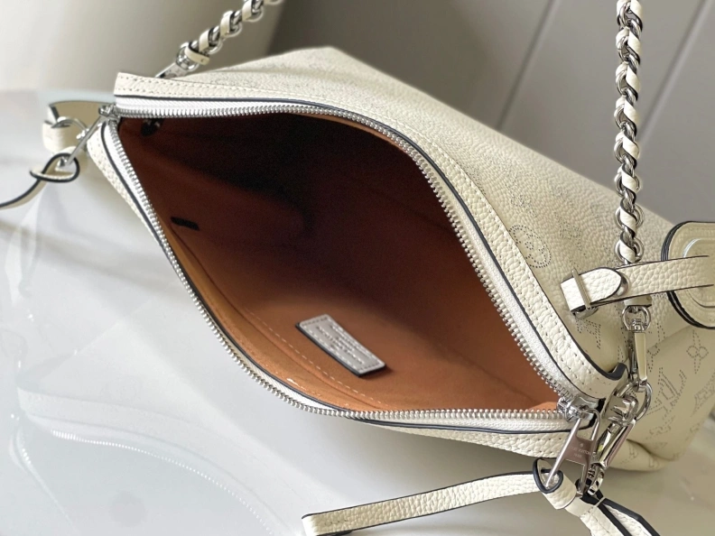 Timeless LX Satchel bags 8916