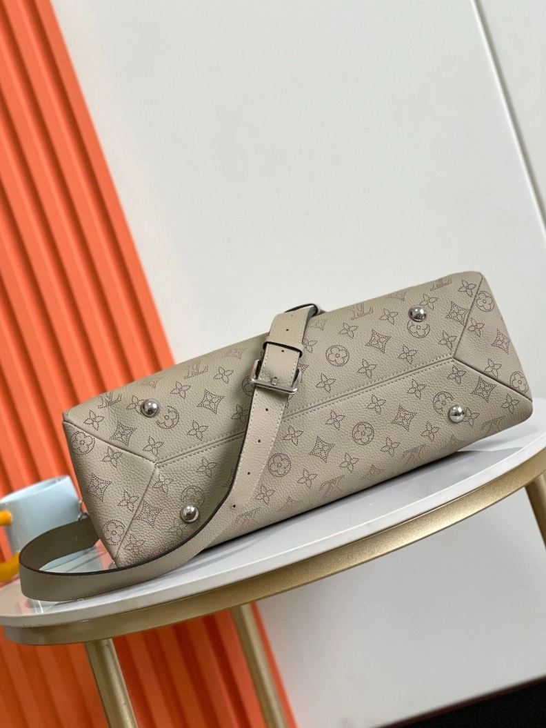 LX Satchel bags Breathable 8923