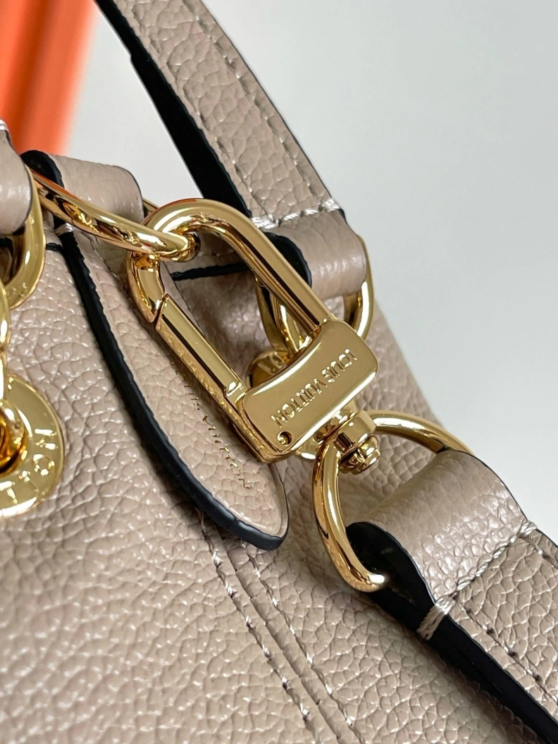 LX Satchel bags Popular 8930