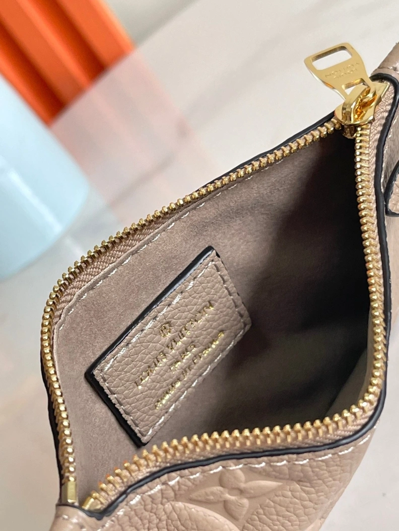 LX Satchel bags Popular 8930