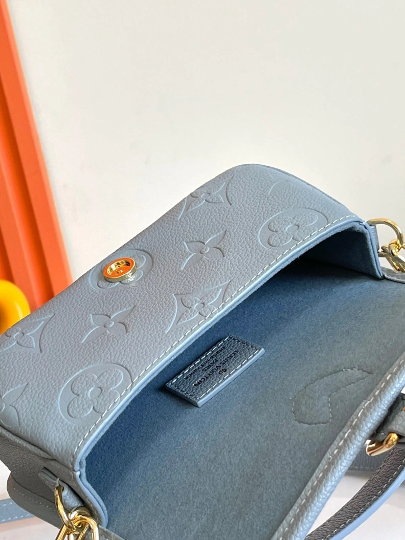 LX Satchel bags Functional 8910