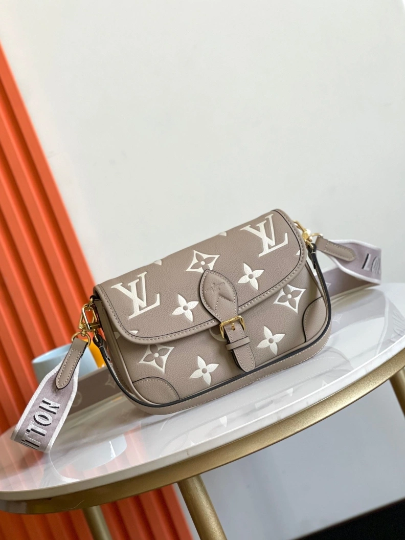 LX Satchel bags Refined 8928