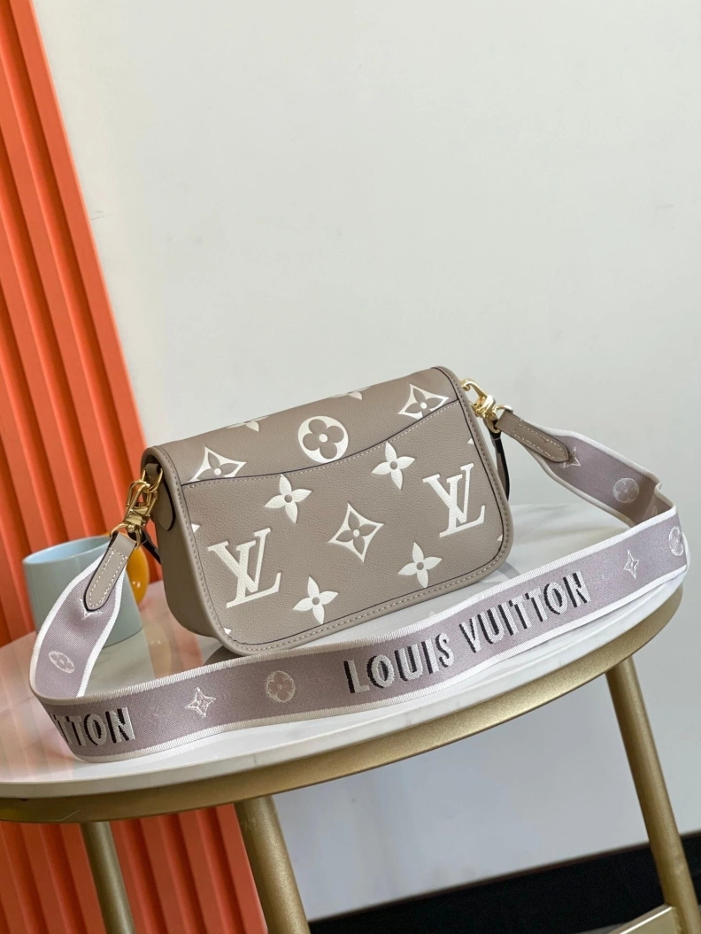 LX Satchel bags Refined 8928