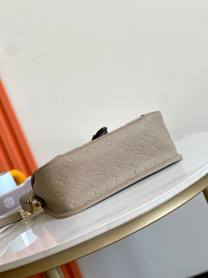LX Satchel bags Refined 8928