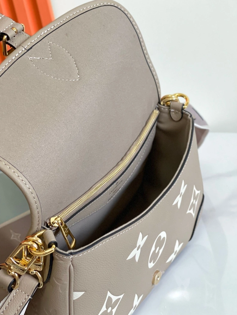 LX Satchel bags Refined 8928