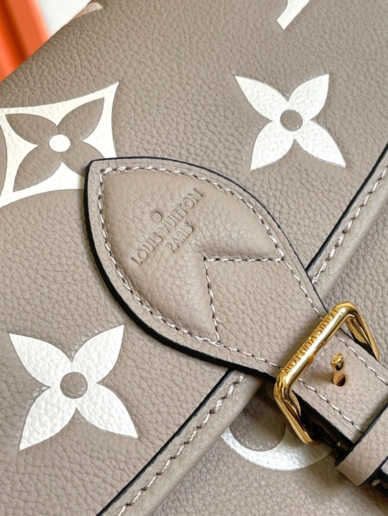 LX Satchel bags Refined 8928