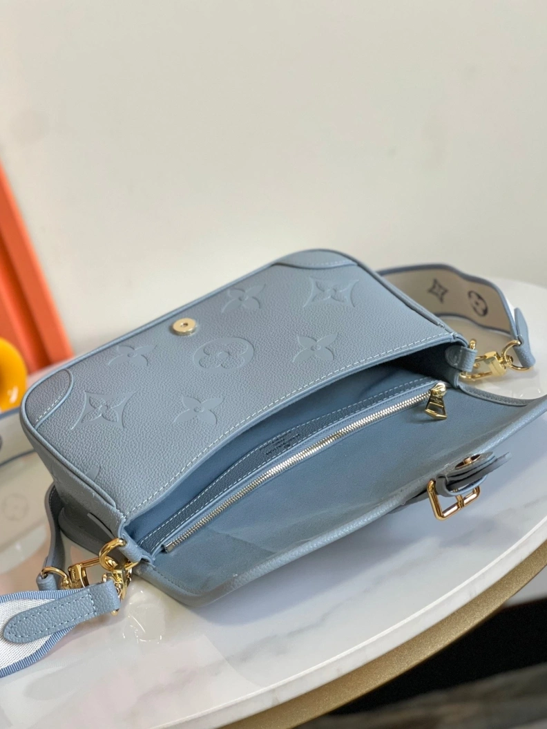 UrbanStyle LX Satchel bags 8918