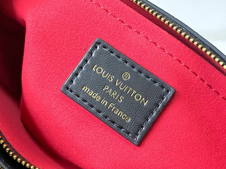 EyeCatching LX Satchel bags 8907