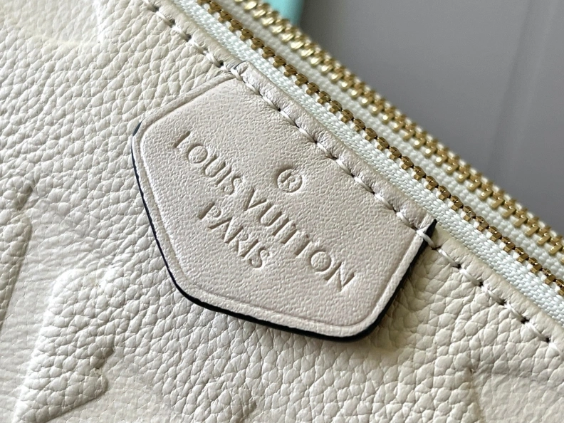LX Satchel bags Classic 8908