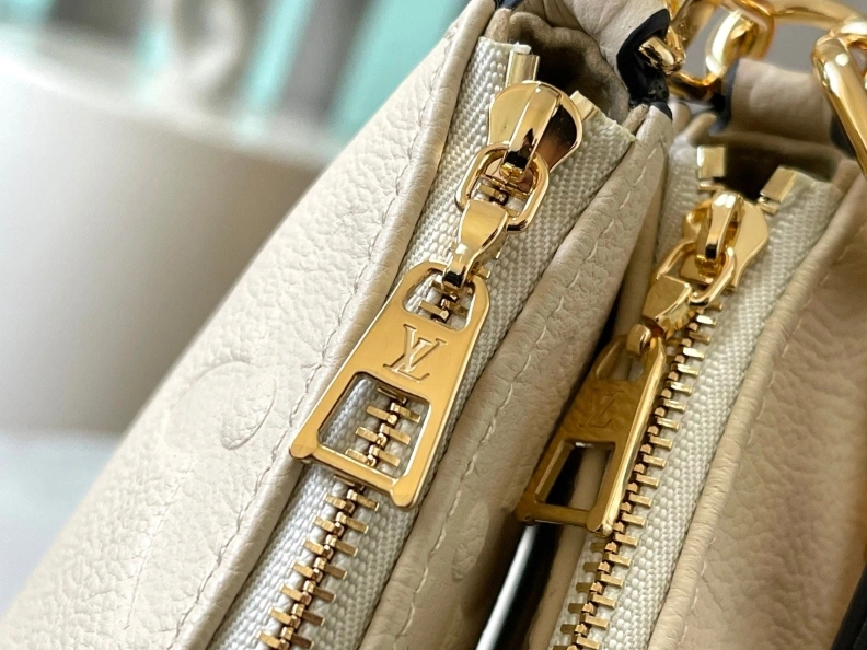 LX Satchel bags Classic 8908