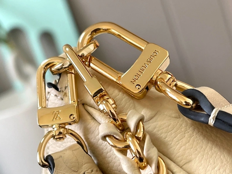 LX Satchel bags Classic 8908