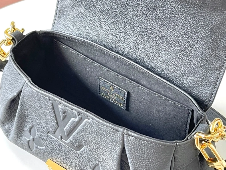 LX Satchel bags Flexible 8906