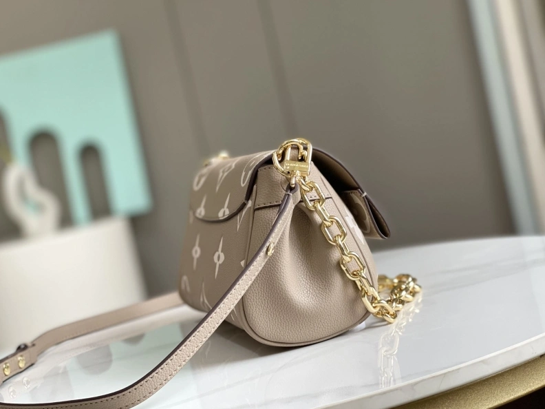 Modern LX Satchel bags 8903