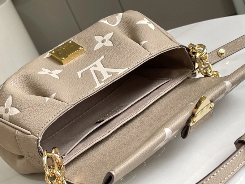 Modern LX Satchel bags 8903
