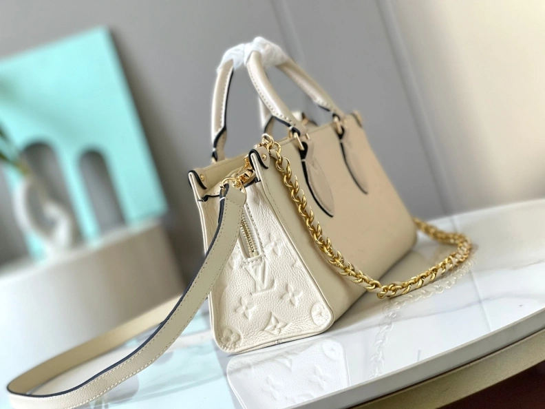 SportInspired LX Top Handle Bags 8290