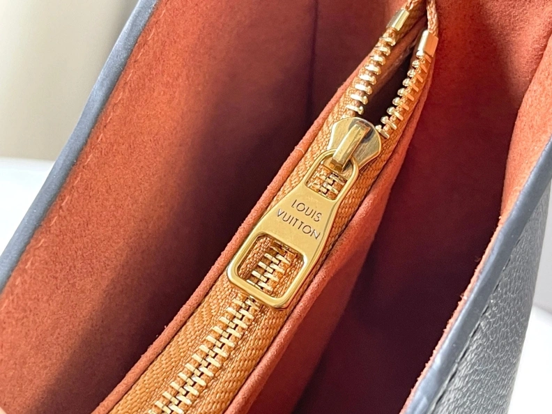 LX Top Handle Bags Popular 8272