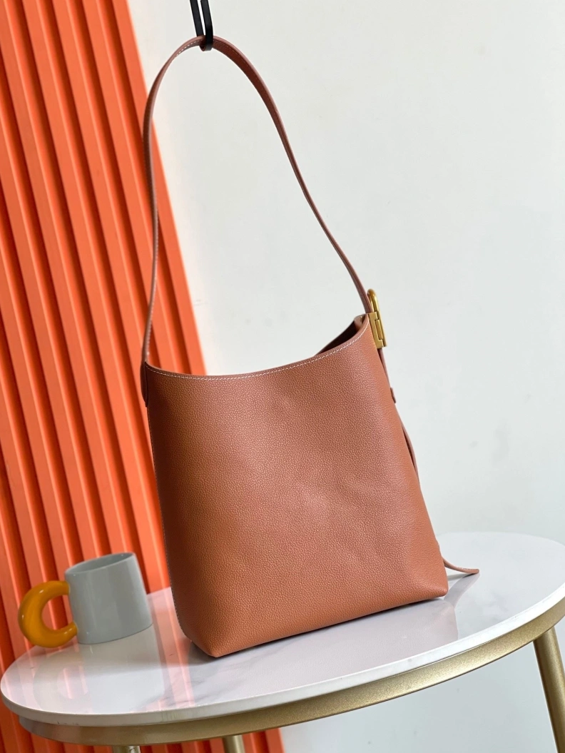 Versatile LX Top Handle Bags 8274
