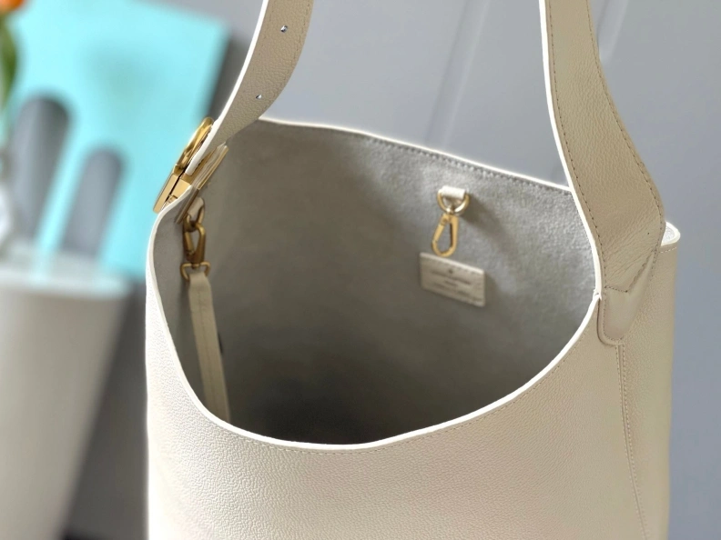 LX Top Handle Bags Stylish 8268
