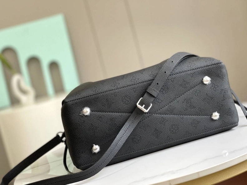 Reliable LX Top Handle Bags 8265