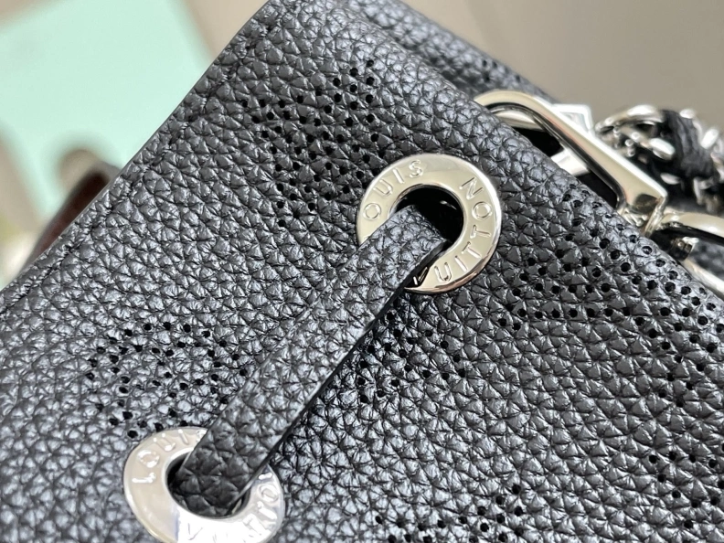 Reliable LX Top Handle Bags 8265