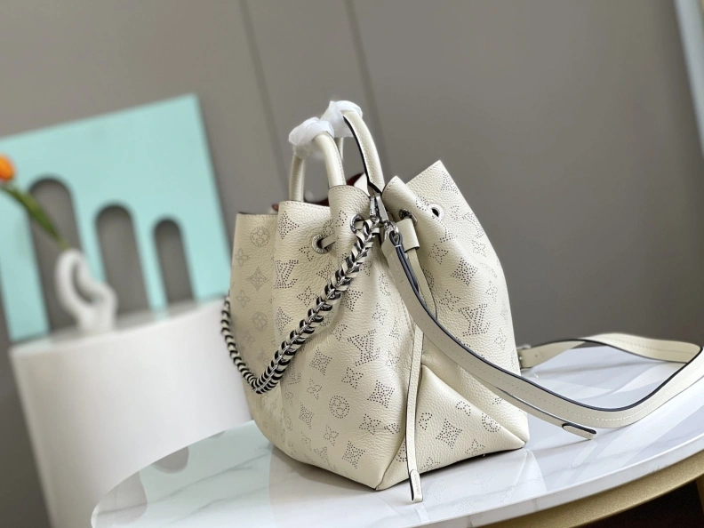 Minimalist LX Top Handle Bags 8260