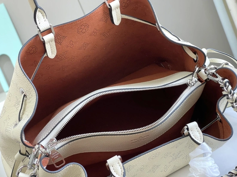 Minimalist LX Top Handle Bags 8260