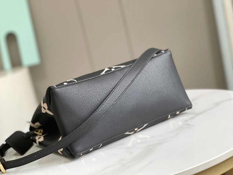 LX Top Handle Bags Vibrant 8266