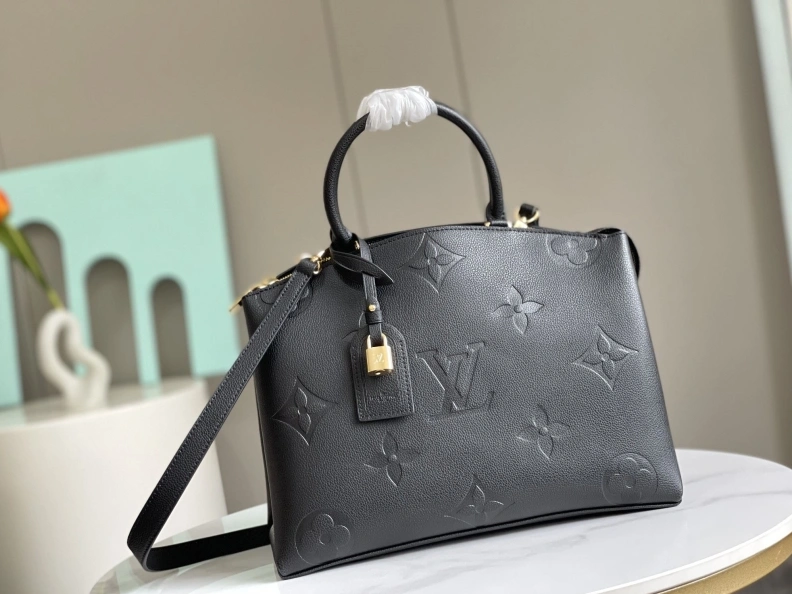 Classic LX Top Handle Bags 8253