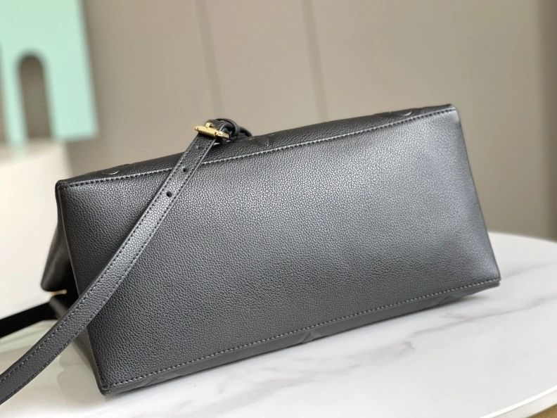 Classic LX Top Handle Bags 8253