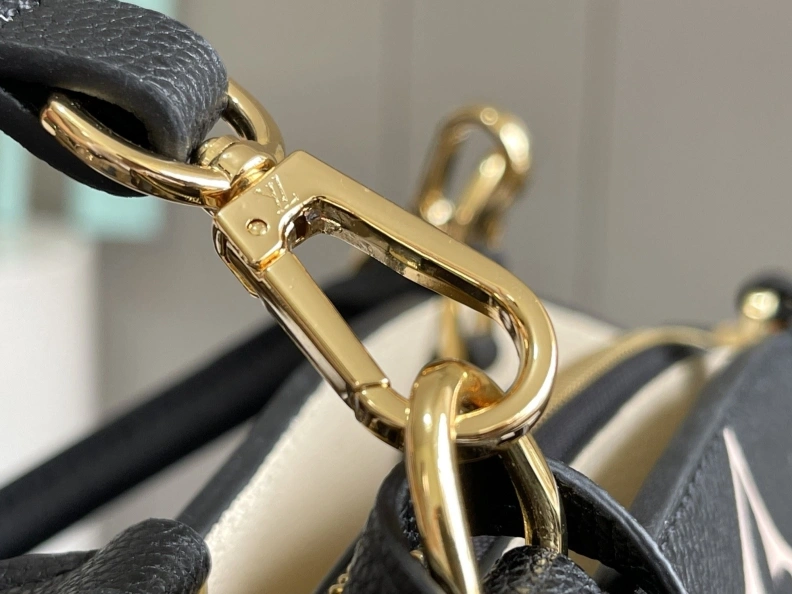 LX Top Handle Bags Unique 8258
