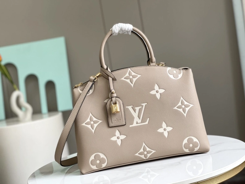 Minimalist LX Top Handle Bags 8252