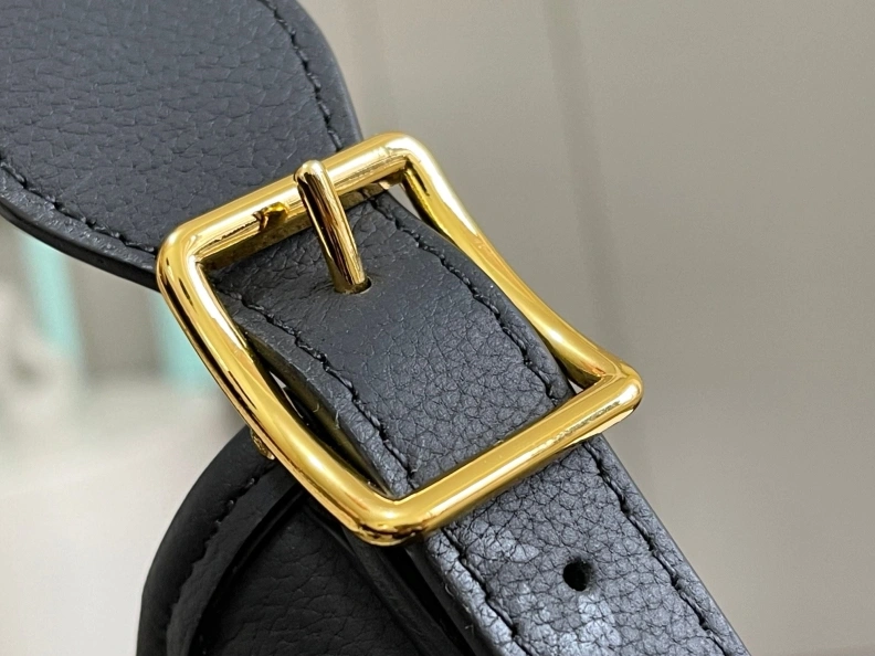LX Top Handle Bags Reliable 8255