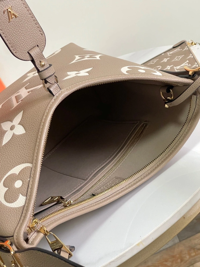 LX Top Handle Bags Elegant 8254