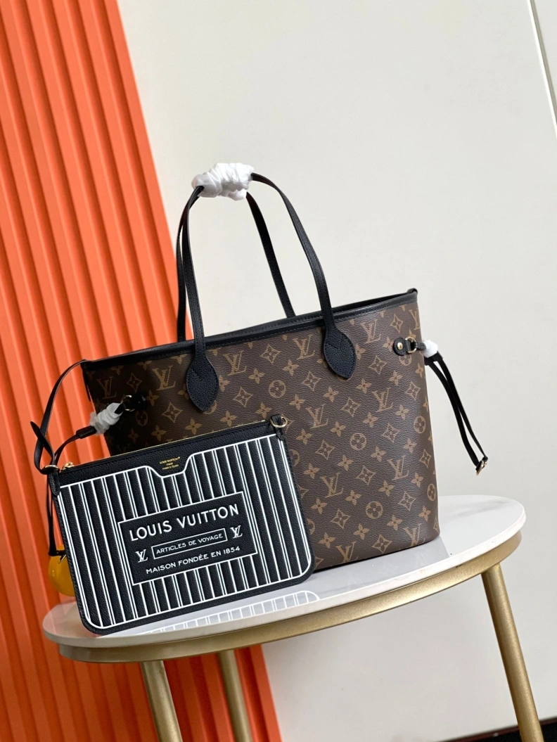WellDesigned LX Shopping Bags 8652