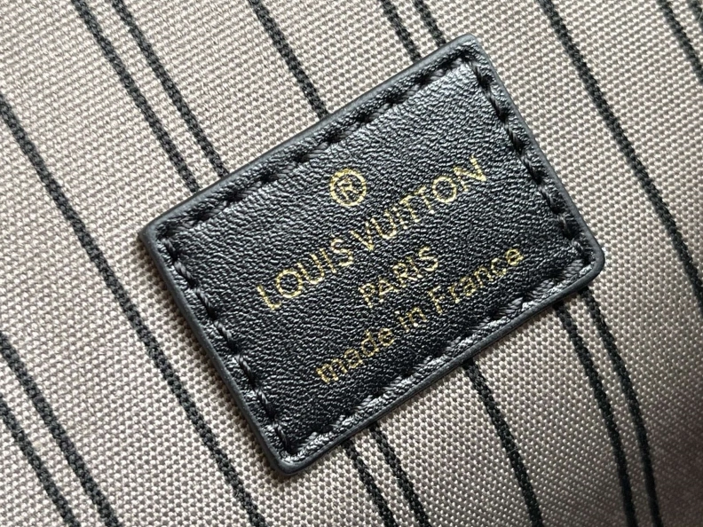Classic LX Satchel bags 8888