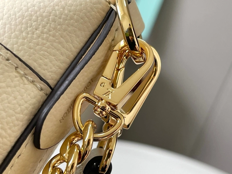 Sophisticated LX Shopping Bags 8656