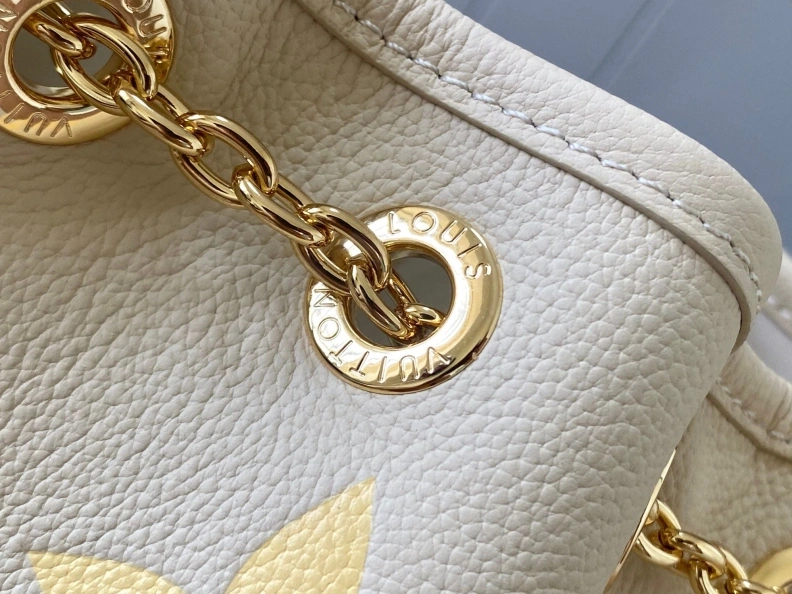 LX Satchel bags Fashionable 8873