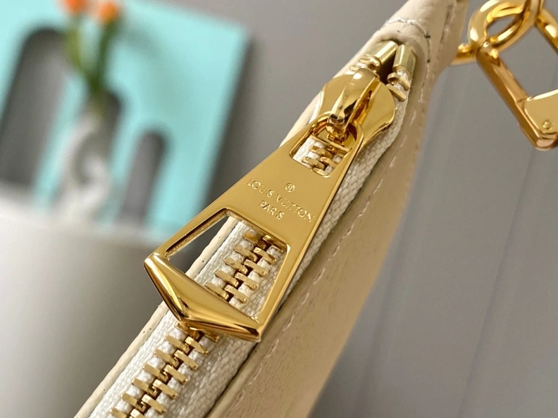 LX Satchel bags Fashionable 8873