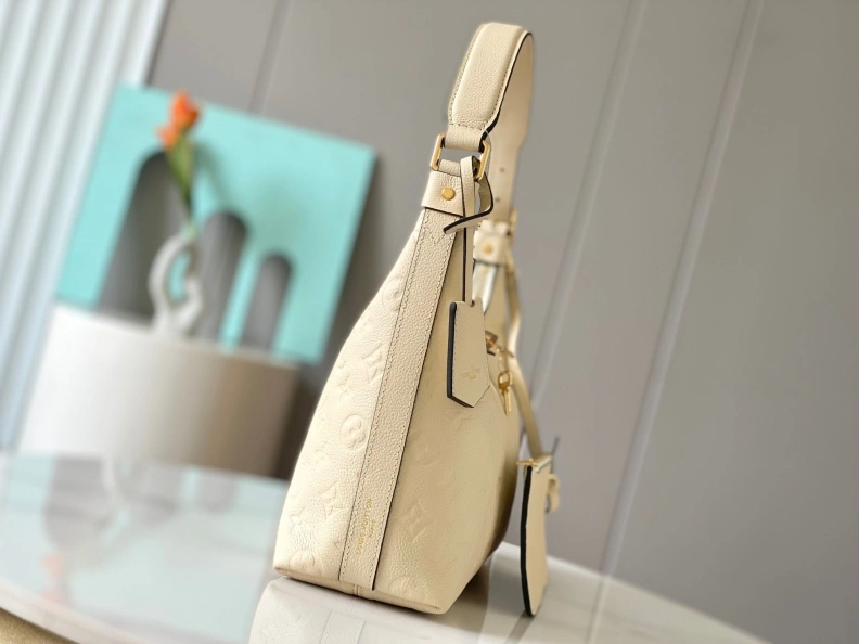 UrbanStyle LX Top Handle Bags 8246