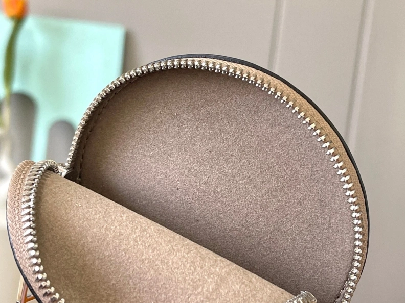Durable LX Satchel bags 8879